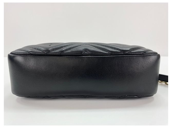 Borsa a tracolla Gucci GG Marmont in nero - vista 6