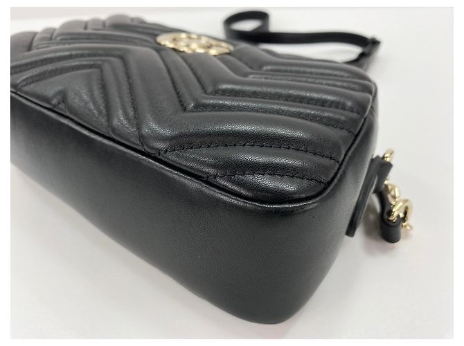 Borsa a tracolla Gucci GG Marmont in nero - vista 7