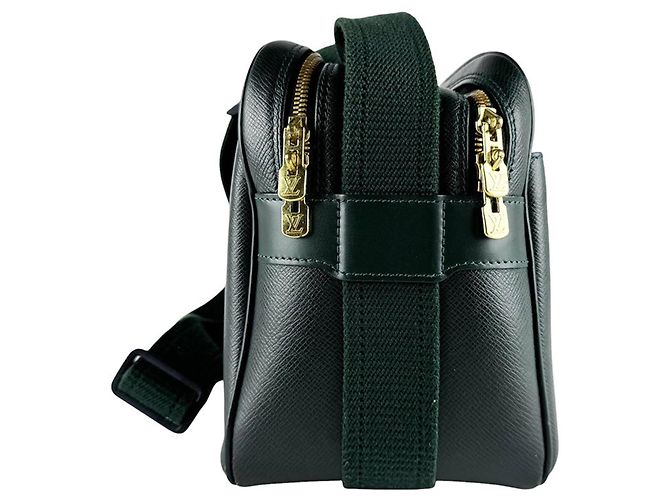 Borsa a tracolla Louis Vuitton Taiga Reporter PM - vista 2