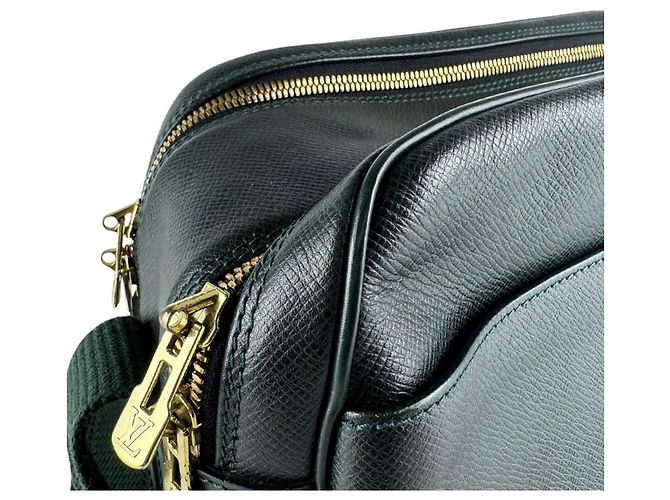Borsa a tracolla Louis Vuitton Taiga Reporter PM - vista 8