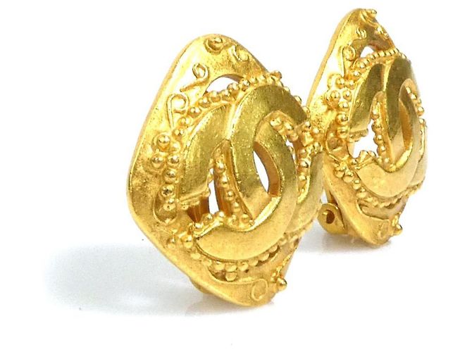 Chanel Clip-Ohrringe in Gold Golden - Ansicht 2