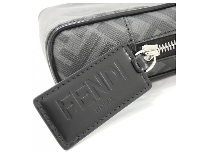 Fendi 7N0116 AGLR Pouch Schwarz Beschichtetes Canvas - Ansicht 4