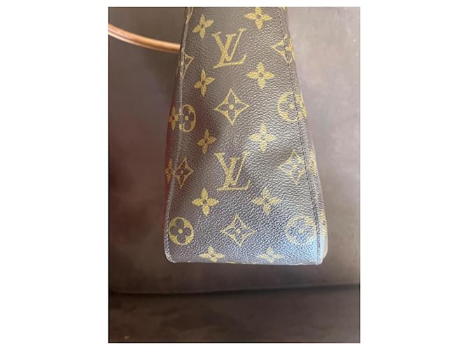 Borsa Louis Vuitton Looping GM Monogramma - vista 4