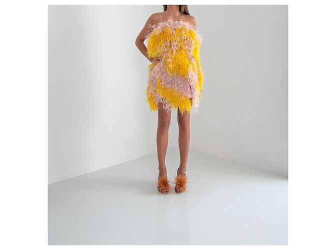 Neu mit Etikett Ralph & Russo Spring 2020 Mini-Seidenkleid mit Straußenfedern Runway Look 44 – IT 38 - Ansicht 2