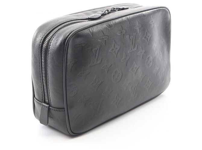 Clutch Louis Vuitton Monogram Shadow Nero - vista 2
