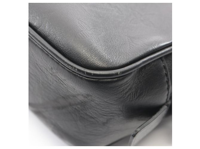 Clutch Louis Vuitton Monogram Shadow Nero - vista 5