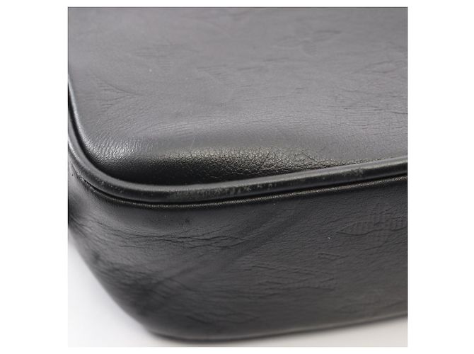 Clutch Louis Vuitton Monogram Shadow Nero - vista 6