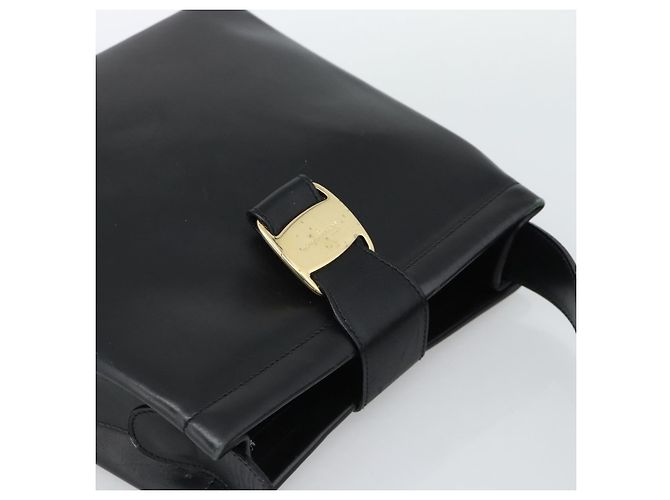 Salvatore Ferragamo Vala Shoulder Bag Leather Black Gold Auth ka5045 Golden - view 6