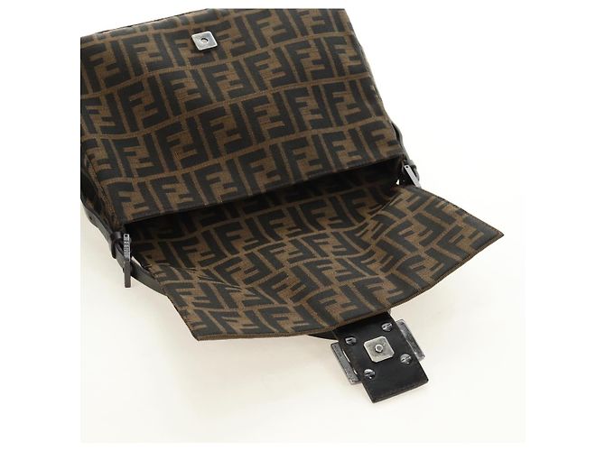 FENDI Zucca Canvas Mamma Baguette Shoulder Bag Black Brown Auth 189272V Marrone Nero - vista 21