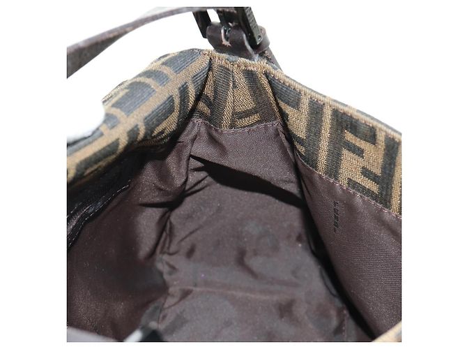 FENDI Zucca Canvas Mamma Baguette Shoulder Bag Black Brown Auth 189272V Marrone Nero - vista 24