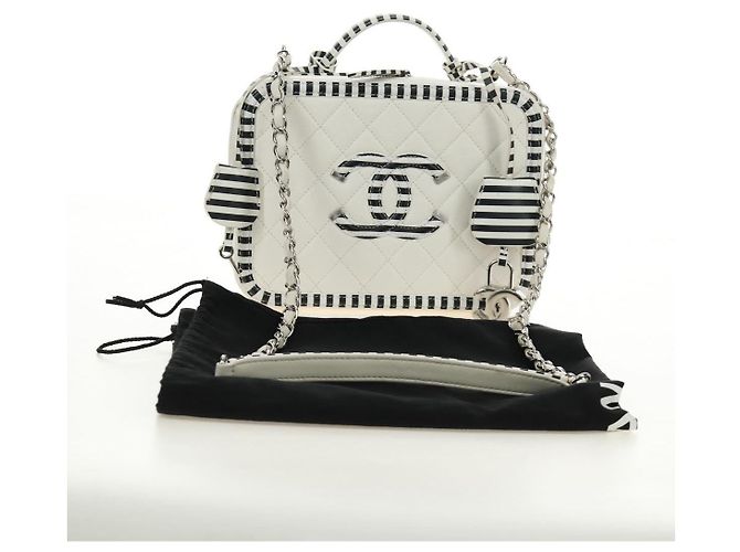 CHANEL CC Figley Matelasse Chain Bag Caviar Skin White Silver CC Auth 189075SM Argento Bianco - vista 12
