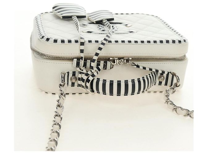 CHANEL CC Figley Matelasse Chain Bag Caviar Skin White Silver CC Auth 189075SM Argento Bianco - vista 14