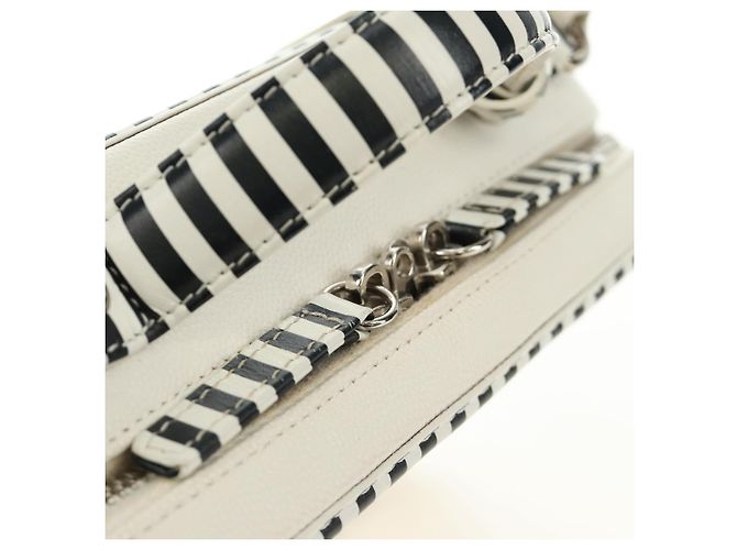 CHANEL CC Figley Matelasse Chain Bag Caviar Skin White Silver CC Auth 189075SM Argento Bianco - vista 26