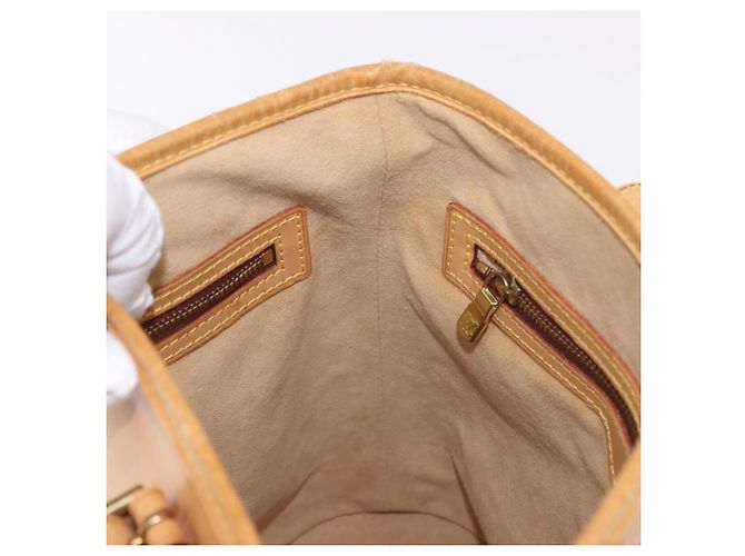 Bucket Borsa a tracolla LOUIS VUITTON Nomad in pelle PM Beige M85001 LV Auth 189289 - vista 22