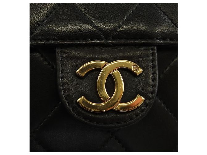 CHANEL Matelasse Chain Shoulder Bag Lamb Skin Black Gold CC Auth 189753V Nero D'oro - vista 20