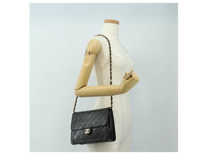 CHANEL Matelasse Chain Shoulder Bag Lamb Skin Black Gold CC Auth 189753V Nero D'oro - vista 28