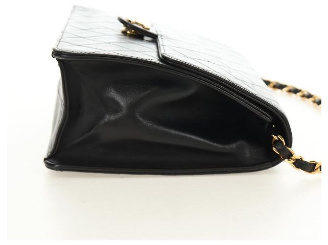 CHANEL Matelasse Chain Shoulder Bag Lamb Skin Black Gold CC Auth 189753V Nero D'oro - vista 4