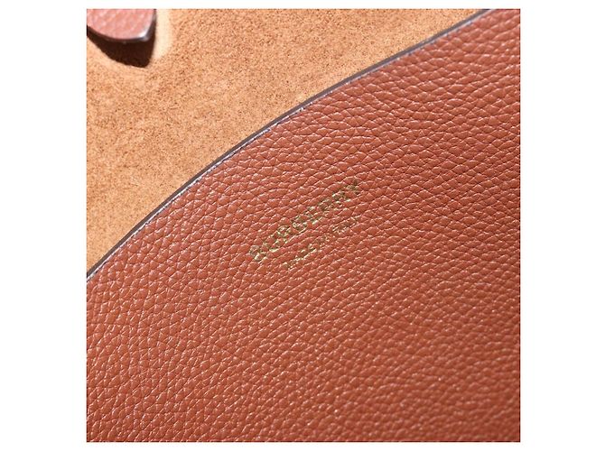 Borsa a Spalla BURBERRY in Pelle Marrone Oro Auth 190339A D'oro - vista 17