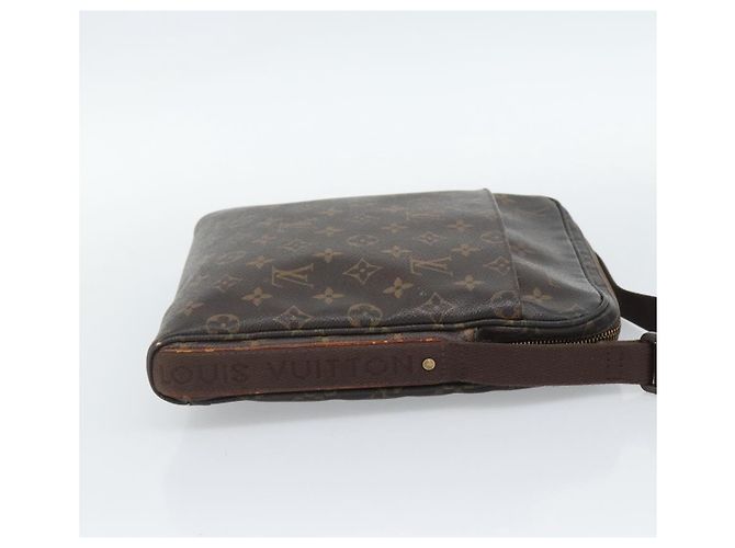 LOUIS VUITTON Bolsa de Ombro Monogram Trotteur Bobour M97037 LV Auth 189815 Monograma - vista 4