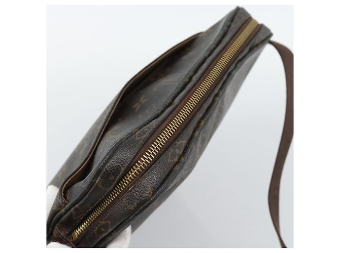 LOUIS VUITTON Bolsa de Ombro Monogram Trotteur Bobour M97037 LV Auth 189815 Monograma - vista 6