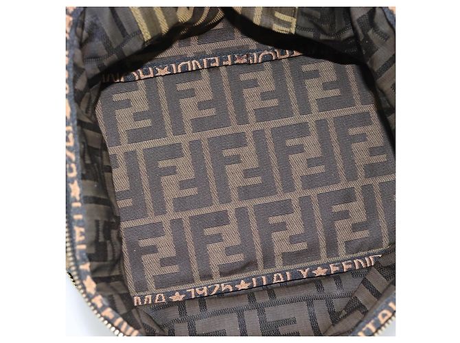FENDI Zucca Canvas Vanity Hand Bag Black Brown Auth 189549 Marrone Nero - vista 11