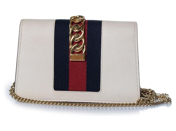 Gucci, bolso Sylvie mini chain en blanco - vista 2