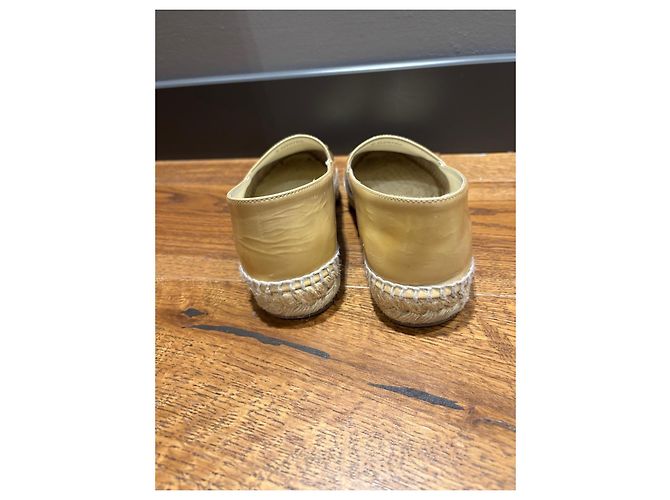 Chanel Espadrilles CC in Vernice - Beige - vista 8