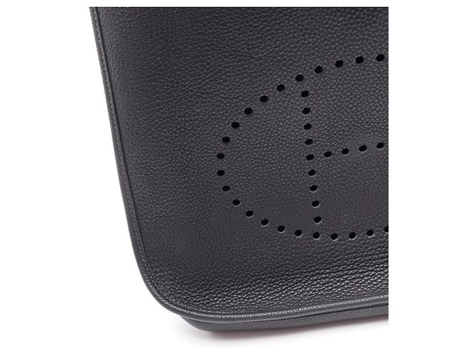 Hermès Borsa a tracolla Hermes Evelyne 1 PM in pelle Togo blu navy - vista 9