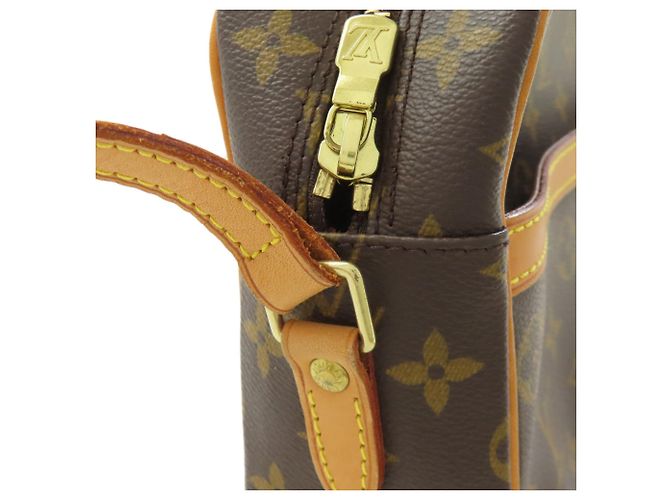 Borsa a Spalla Louis Vuitton Monogram Trocadero 27 Monogramma - vista 11