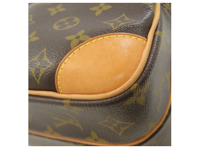 Borsa a Spalla Louis Vuitton Nile Monogramma - vista 18