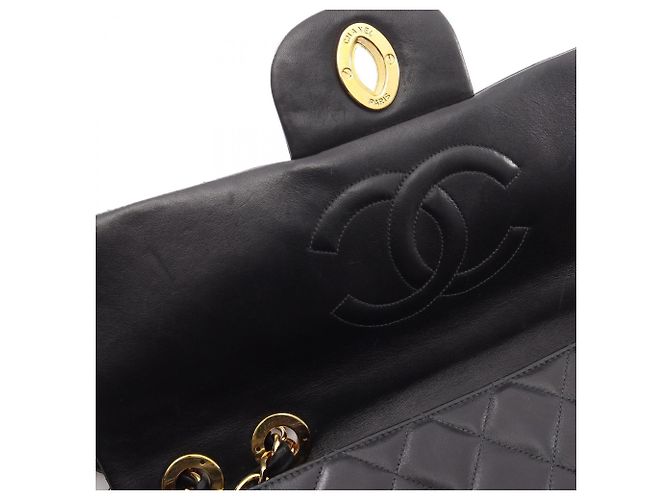 Borsa a tracolla Chanel Large Matelassé 34 Nero - vista 12