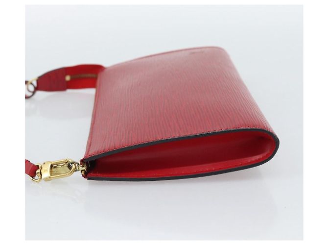 Louis Vuitton Pochette Accessoires Epi Medium Rosso - vista 3