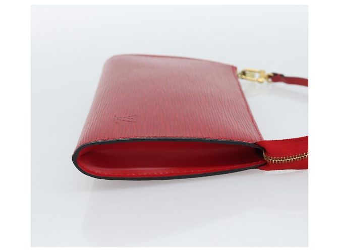Louis Vuitton Pochette Accessoires Epi Medium Rosso - vista 4