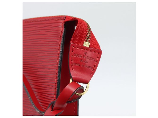 Louis Vuitton Pochette Accessoires Epi Medium Rosso - vista 6