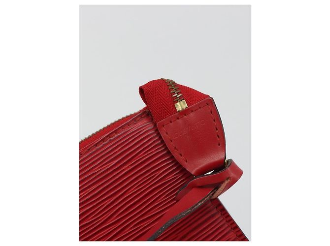 Louis Vuitton Pochette Accessoires Epi Medium Vermelho - vista 7
