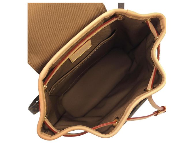 Mini zaino Louis Vuitton Monogram Montsouris Marrone - vista 9