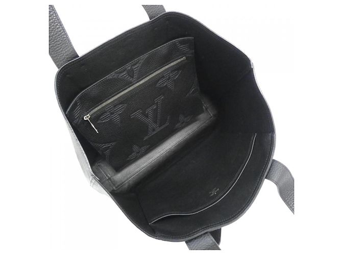 Louis Vuitton Taurillon Shadow Cabas Voyage Handbag Black - view 8