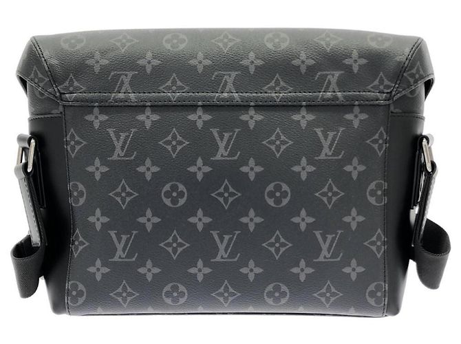 Borsa a tracolla Louis Vuitton Monogram Eclipse Messenger Voyage PM Nero - vista 2