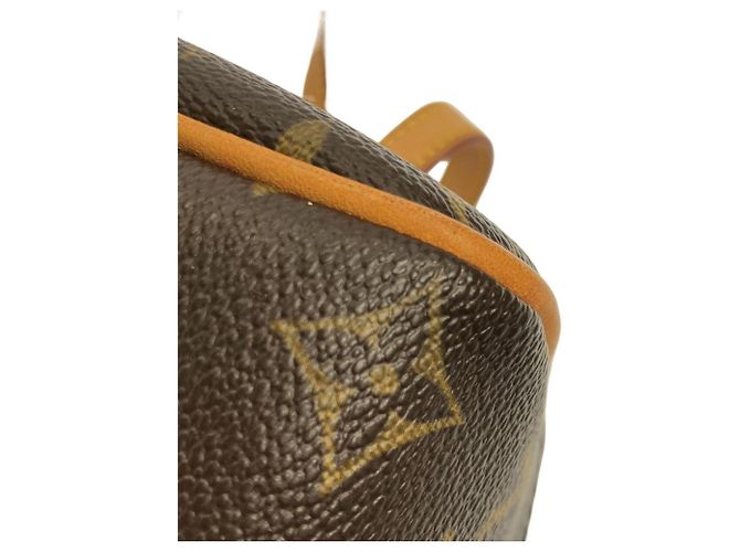 Borsa a Spalla Louis Vuitton Monogram Cite MM Marrone - vista 3