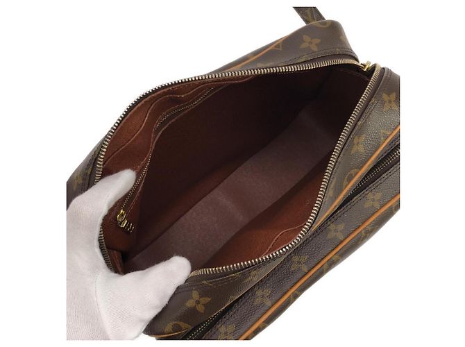 Borsa a tracolla Louis Vuitton Monogram Nile Marrone - vista 8