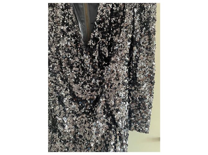 French Connection Pailletten-Minikleid mit V-Ausschnitt Schwarz Silber Hardware - Ansicht 3