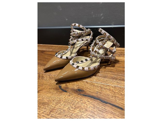 Rockstud Ankle Strap Pumps Valentino Garavani Braun - Ansicht 10
