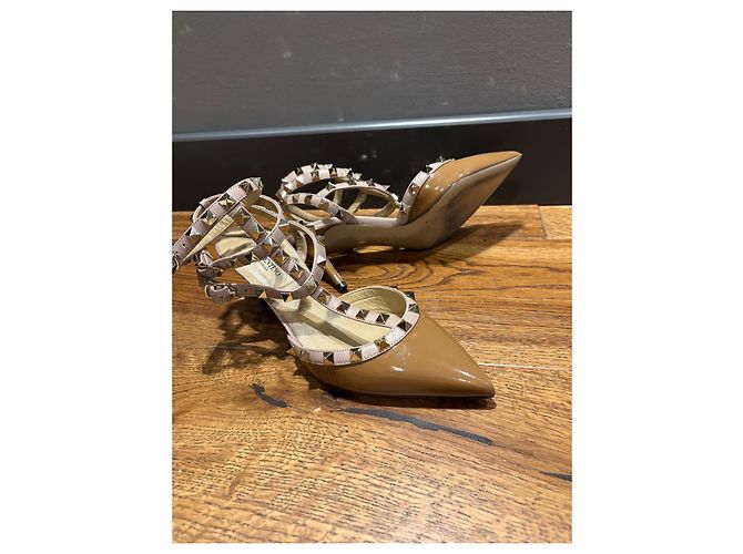 Rockstud Ankle Strap Pumps Valentino Garavani Braun - Ansicht 11