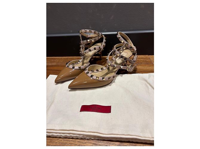 Rockstud Ankle Strap Pumps Valentino Garavani Braun - Ansicht 12