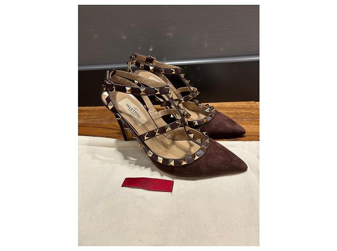 Décolleté Valentino Garavani Rockstud in scamosciato marrone - vista 10