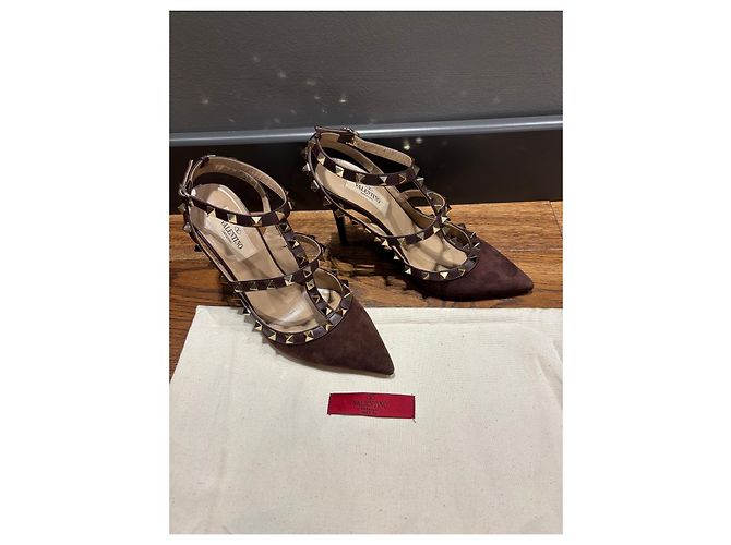 Décolleté Valentino Garavani Rockstud in scamosciato marrone - vista 11