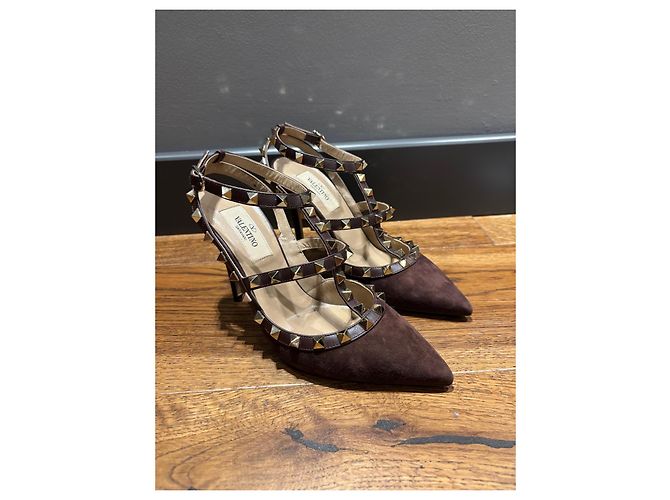 Décolleté Valentino Garavani Rockstud in scamosciato marrone - vista 8