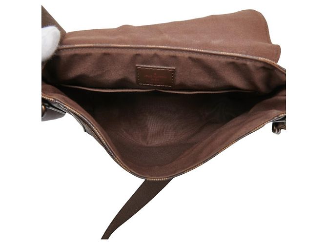 Borsa a tracolla Louis Vuitton Damier District PM Marrone - vista 8