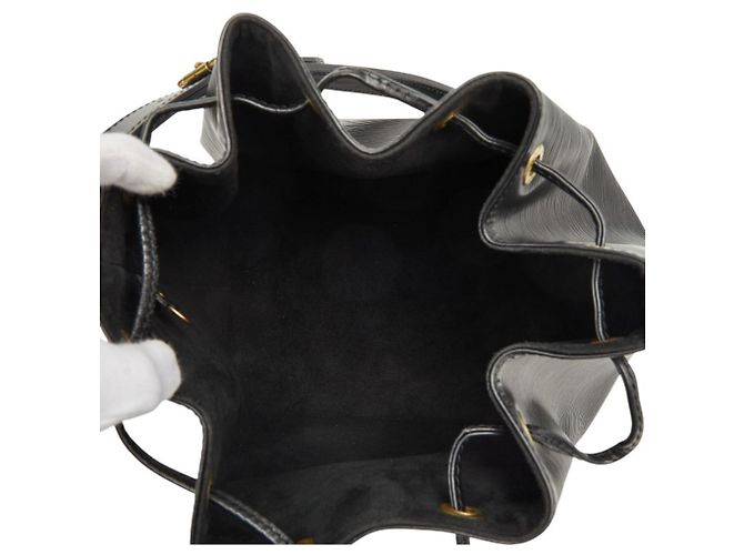 Noe Borsa a tracolla Louis Vuitton Epi Petit Noé Nero - vista 10