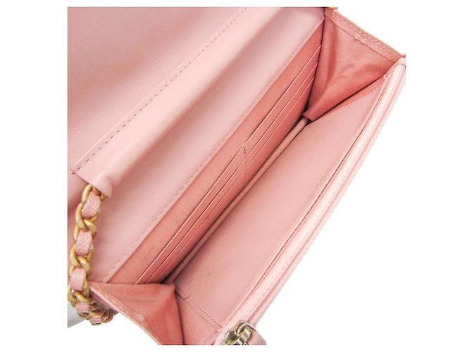 Chanel Boy Wallet on Chain quilted caviar Pink - view 3